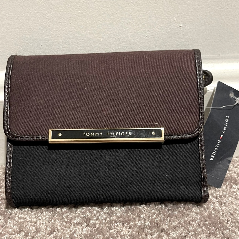 Tommy Hilfiger wallet